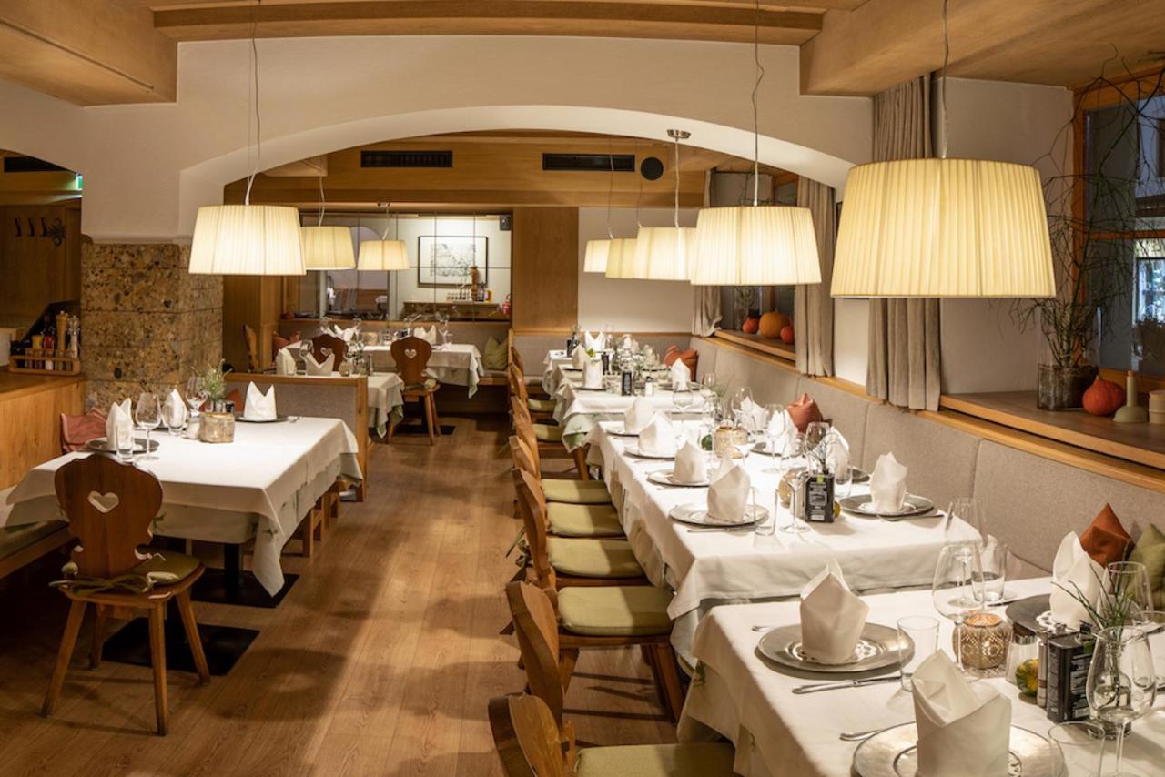 Hotel Wirtshaus Post Sankt Johann in Tirol Zewnętrze zdjęcie